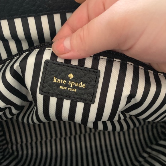 Black Kate spade tote - Picture 5 of 8